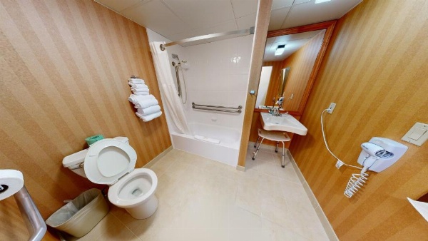 Bangor Suites Airport Hotel image 30